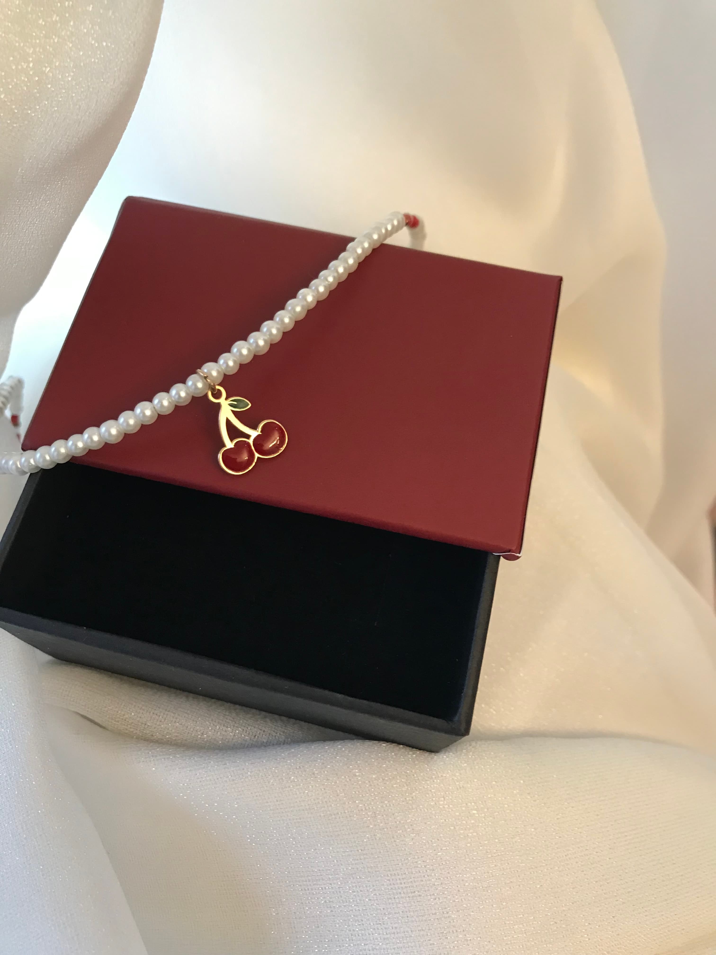 گردنبند گیلاس